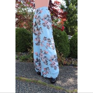 Flowy Flower Print Palazzo Pants
